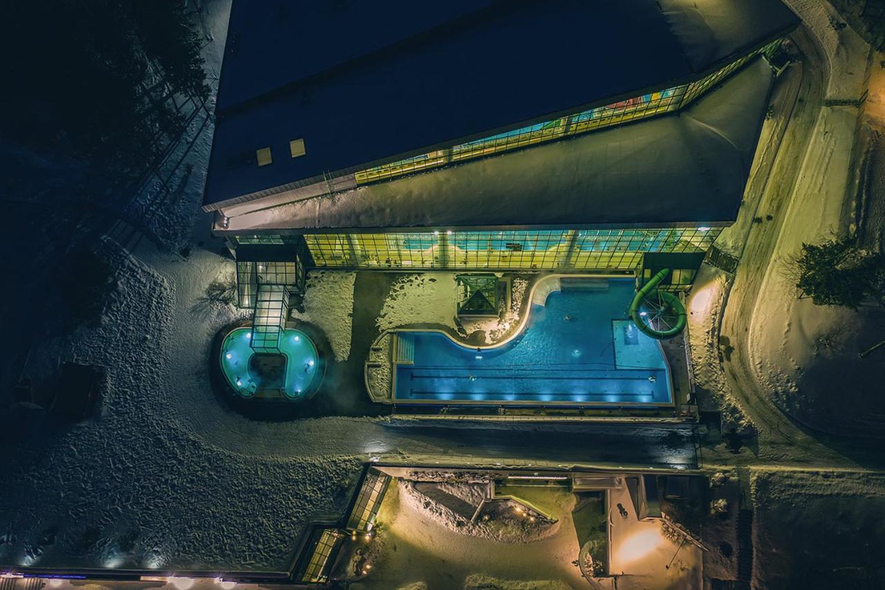 Visitzakopane - Aquapark Residence Violet Apartment Bagian luar foto